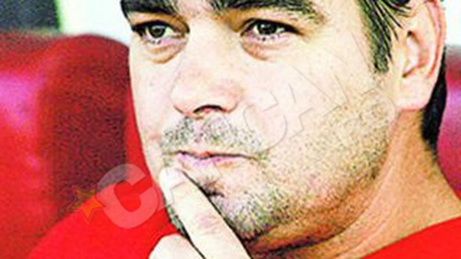 Antrenorul face presiuni pentru portughezul Alves si brazilianul Santana. Ciobotariu nu ii vrea pe Bratu si Giani Kirita
