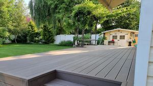 (P) Reînvie-ți Grădina: 5 Pași Esențiali pentru un Spațiu Exterior Perfect în Această Primăvară