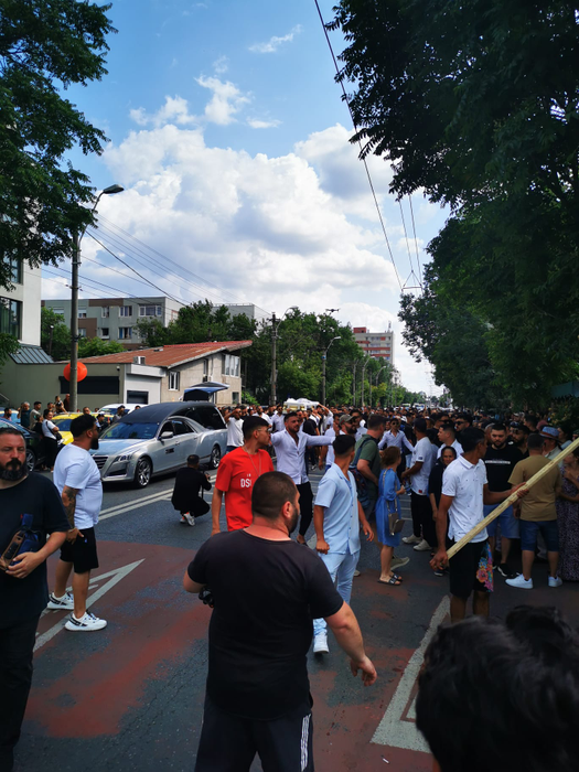 Ciprian Pian, condus pe ultimul drum! Imaginile durerii în 100 de fotografii