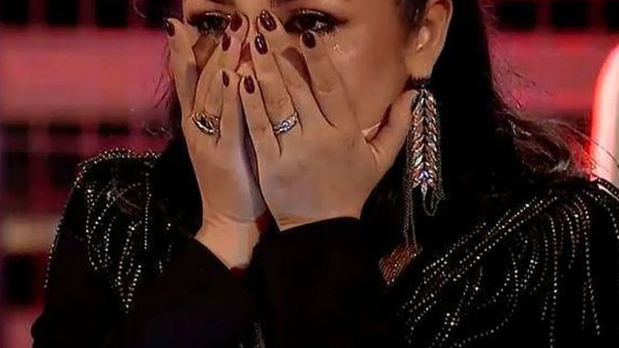 Andra a izbucnit în plâns, pe scenă, la un concert. Artista a povestit despre cel mai dificil moment din viața ei