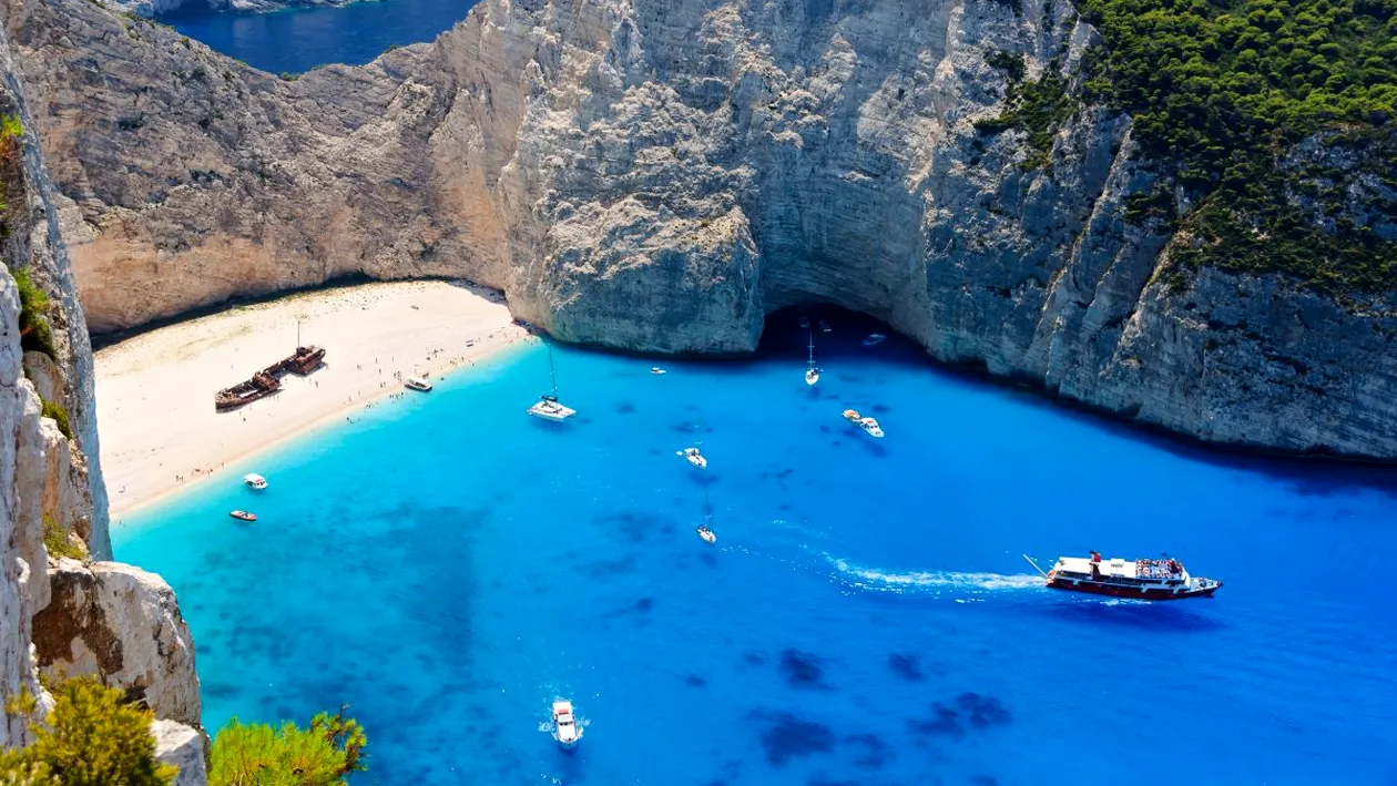 Cele mai frumoase plaje din Grecia, pe care nu trebuie să le ratezi în 2022. Locurile care atrag turiștii români în fiecare an