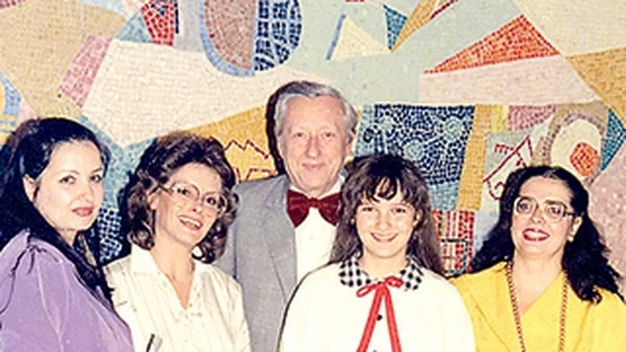 Irina Nistor, vocea care a dublat cinci mii de filme, este singura: Nu mai sunt indragostita. Mi-a trecut! Sunt deschisa pentru alte variante, foarte deschisa