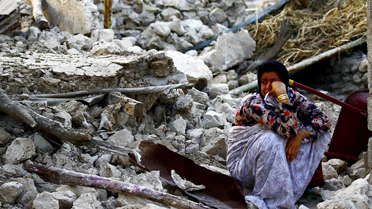 Pakistanul e in doliu! Aproape 200 de oameni au murit in cutremurul de ieri. Vezi bilantul victimelor