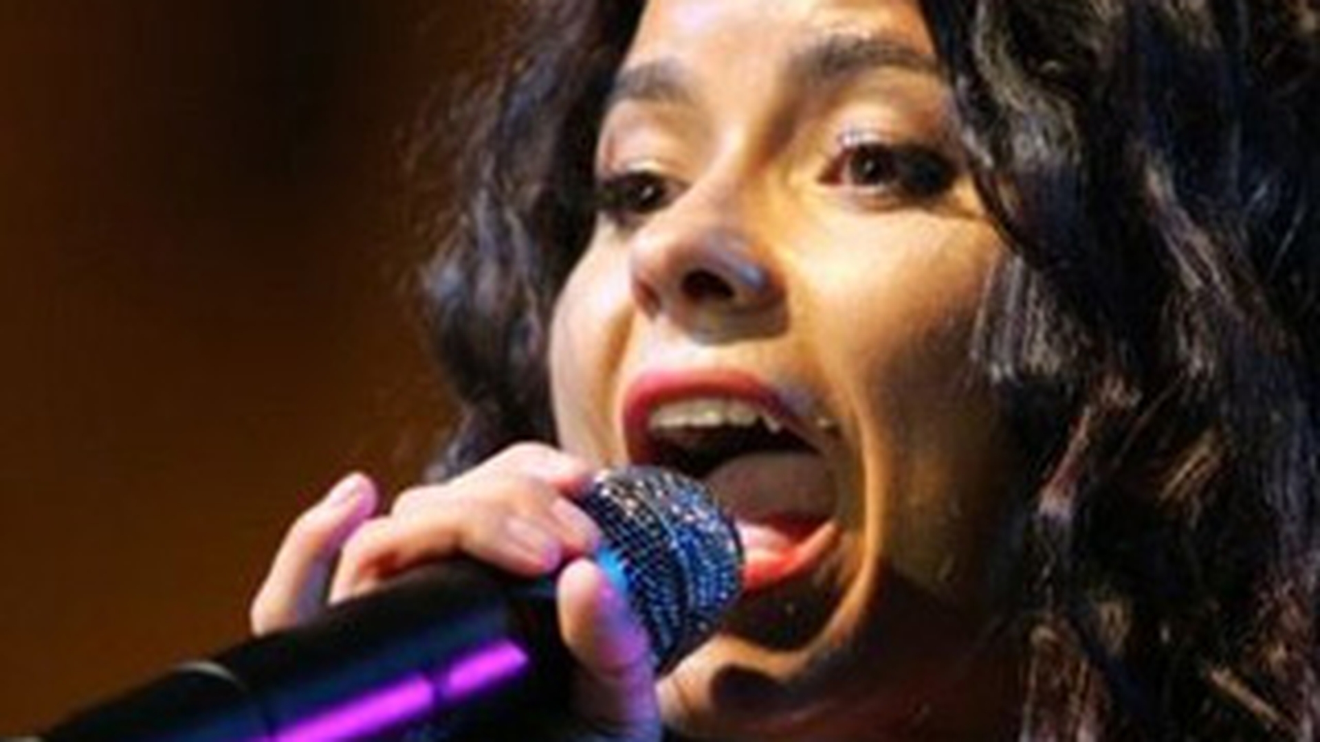 Inna a ramas fara voce la finalul unui concert: "Asta nu este un lucru bun pentru mine"