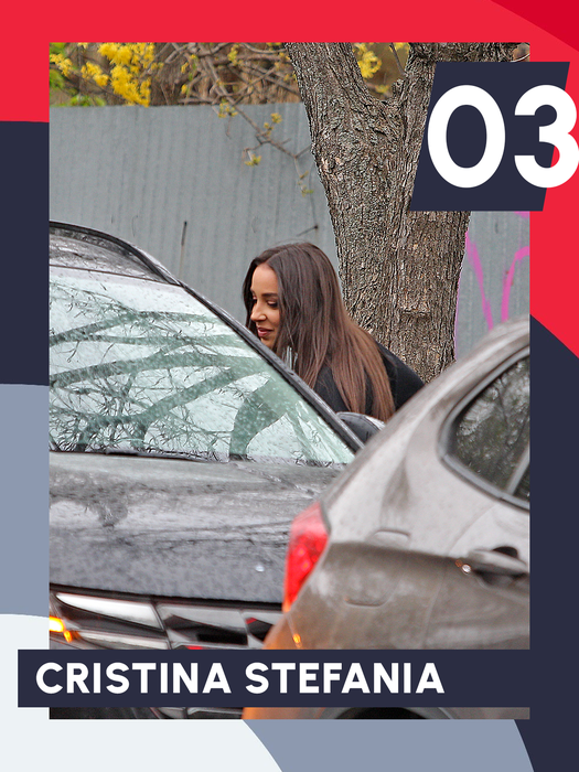 Atenţie! Intră în acţiune TOP 30 de vedete care fac senzaţie indiferent de vreme. Anna Lesko, Inna şi Bianca Drăguşanu au încins imaginaţia ude… dar cu stil! 