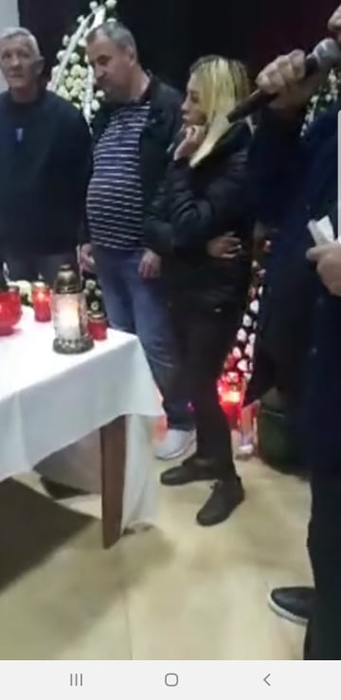 Iustina, iubita din Austria, i-a îmbogățit pe lăutarii de la căpătâiul lui Maharu! Câți bani le-a dat + A intrat cu o coroană uriașă