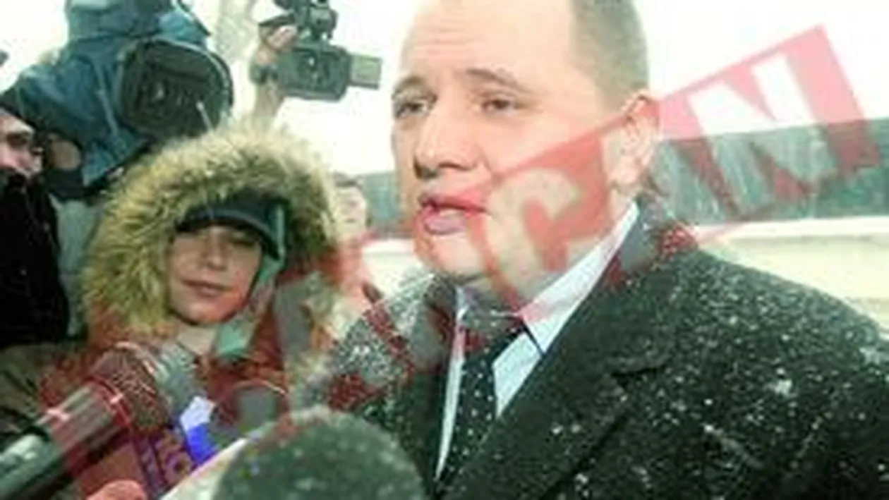 Pozele cu Andreea Marin, scoase in afara legii!