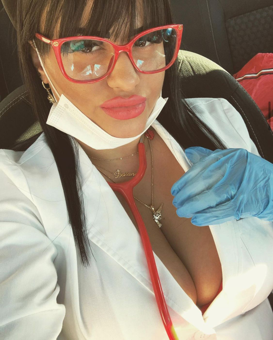 Daiana Estera, pe vremea când abia îl cunoscuse pe medicul chirurg (Foto: Arhiva personală)
