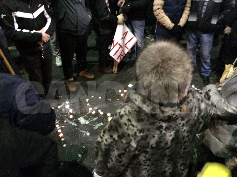 Dosare penale după bătălia din Piata Victoriei. Jandarmi şi manifestanti raniti