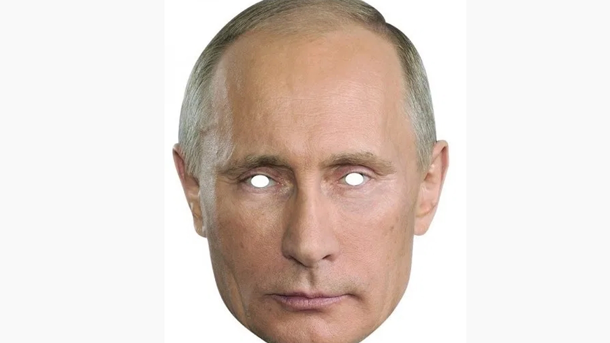 Nu e o glumă! A apărut masca terorii, cu chipul lui Vladimir Putin. Cu câți lei se vinde în București