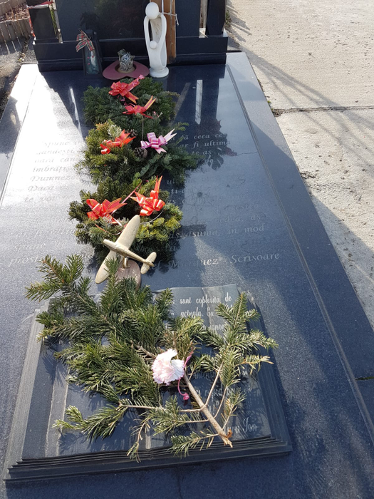 Mormântul Aurei Ion, la șase ani de la tragedia din Apuseni