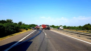 Accident cumplit pe A1. Doi oameni au murit pe loc