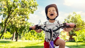 (P) Cum să alegi bicicleta de copii pentru activități în aer liber: 6 sfaturi și recomandări