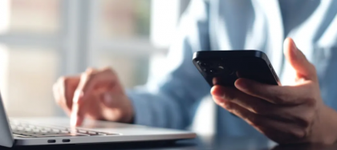 Românii nu verifică informațiile de pe internet. Sub 20% caută să vadă dacă ce citesc este adevărat. Pe ce loc suntem în clasamentul Eurostat