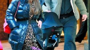 Rooney, inlocuit de cumnat in rolul de tata