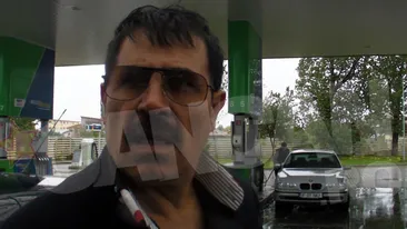 Banii, viata sau mustata? Stramosul manelelor a fost obligat sa-si goleasca buzunarele in fata unui hot!