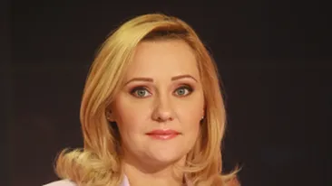 Elena Lasconi implineste 40 de ani! Va sarbatori cu colegii, dar si cu logodnicul sau!