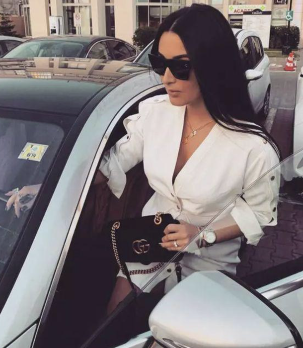 Cine este Corina Bode, soția lui Honorius Prigoană. Cu ce se ocupa tânăra înainte să-l cunoască