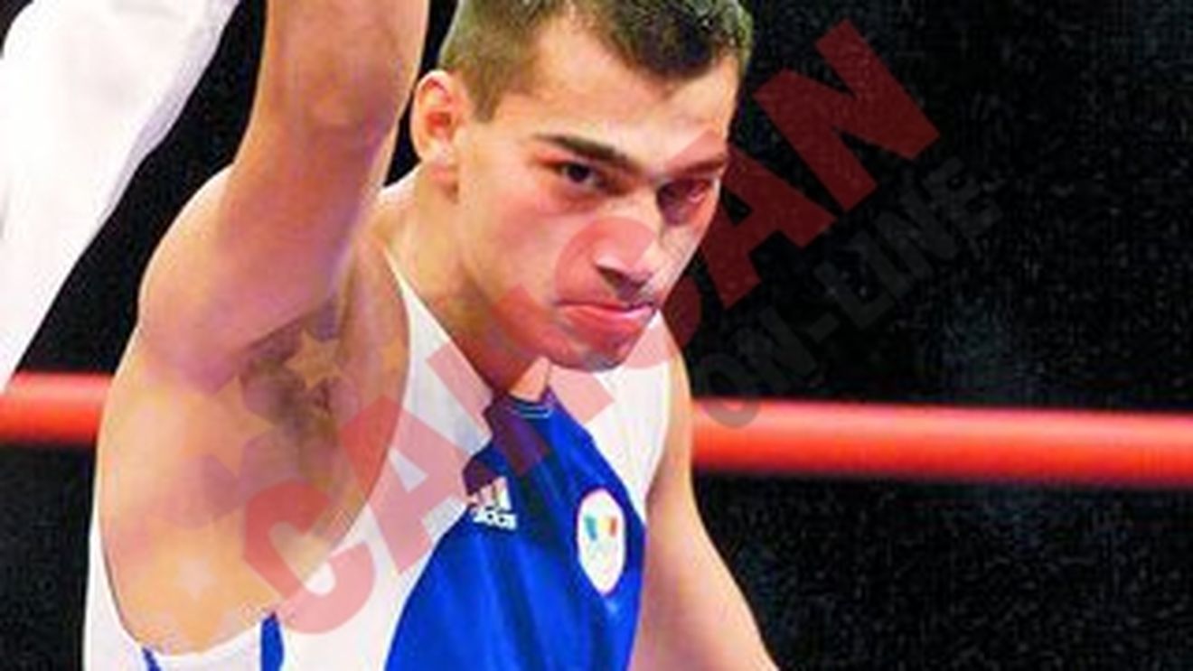 Fostul boxer Dorel Simion face pe doica