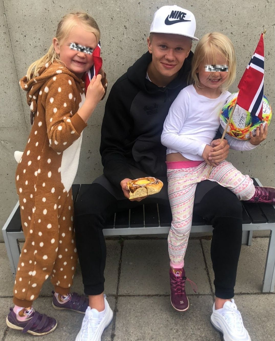 Erling Haaland are două surori vitrege. Sursa foto: Instagram