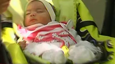 VIDEO George Tal si Liviu Guta au iesit la agatat, in parc, cu fetita Danielei Gyorfi