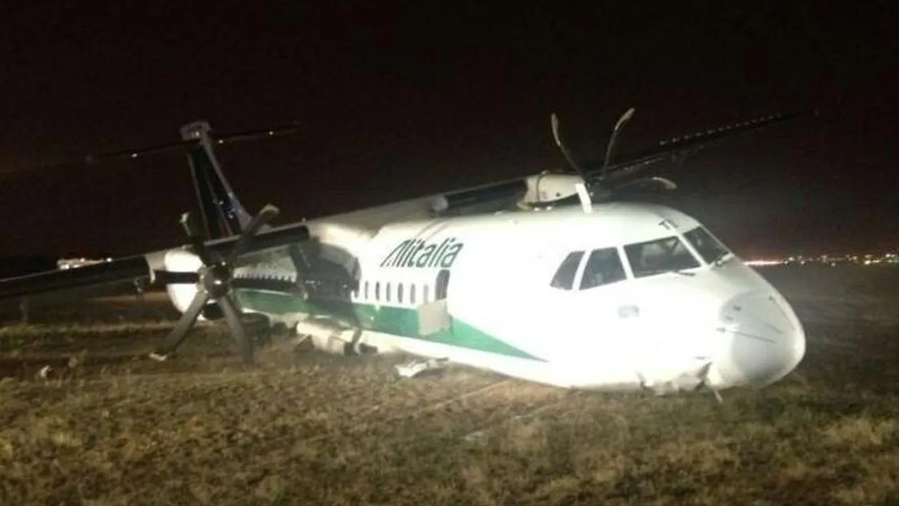 Doi răniţi sunt spitalizaţi în Italia, după incidentului în care a fost implicat un avion Carpatair