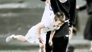 S-a "luptat" cu juniorii! Asa uita Beckham de probleme