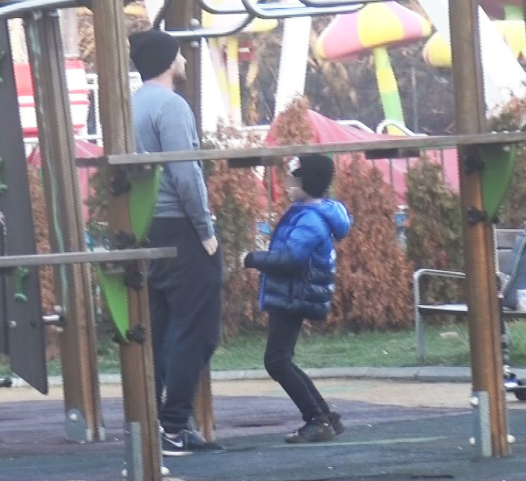Familia Pescariu a ieşit la relaxare, într-un loc de agrement