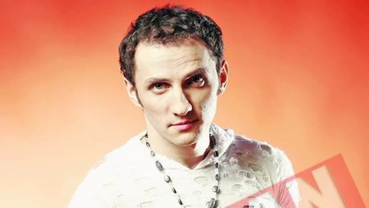 Traistariu umbla cu bijuteriile... in traista!