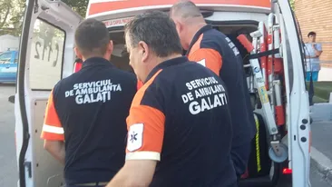 O fetită de 6 ani din Galati şi-a omorât fratele când erau la joacă