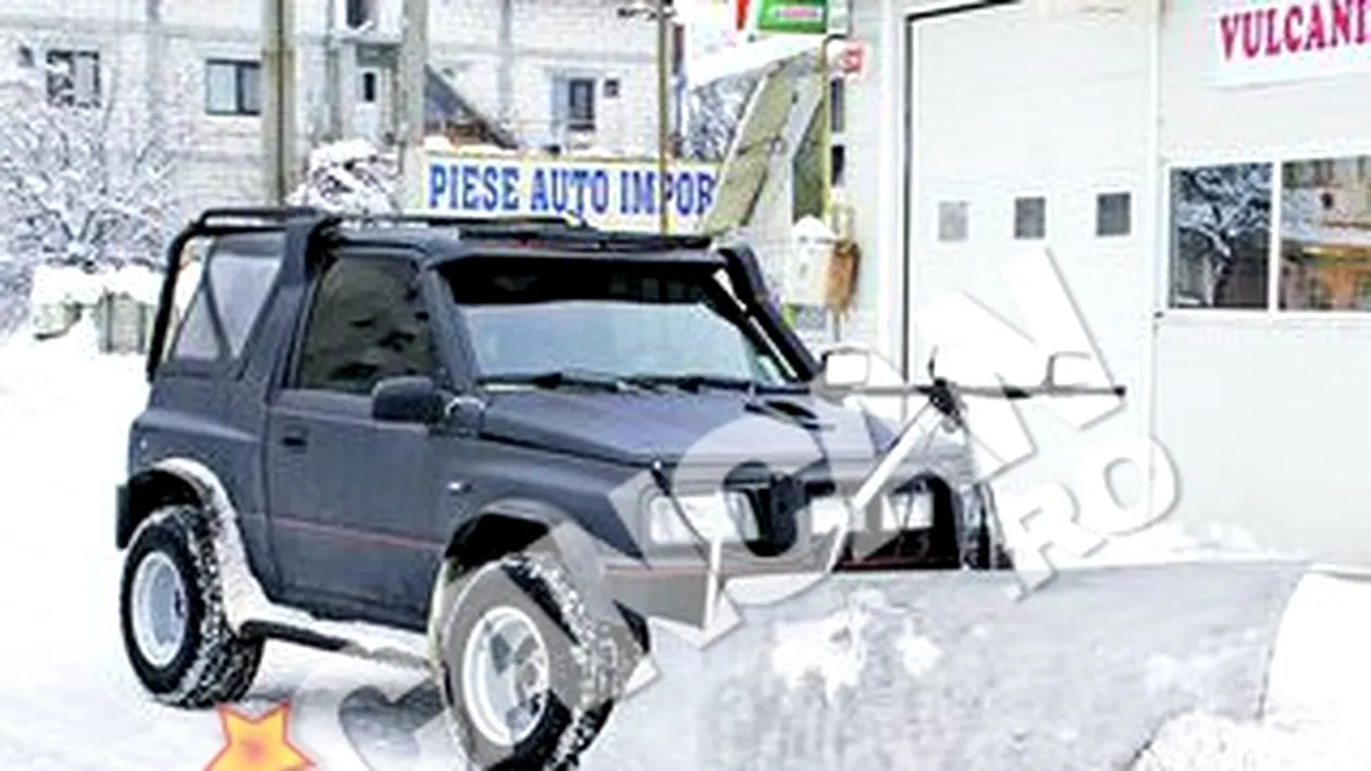 Si-a dotat Jeep-ul cu lama de deszapezire