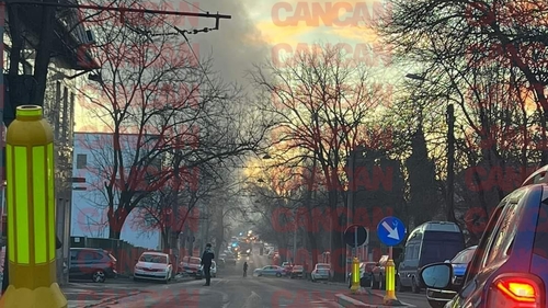Incendiu de proporții în București! O casă a luat foc în zona Muzeului Militar Central! Mai multe echipaje au ajuns la fața locului