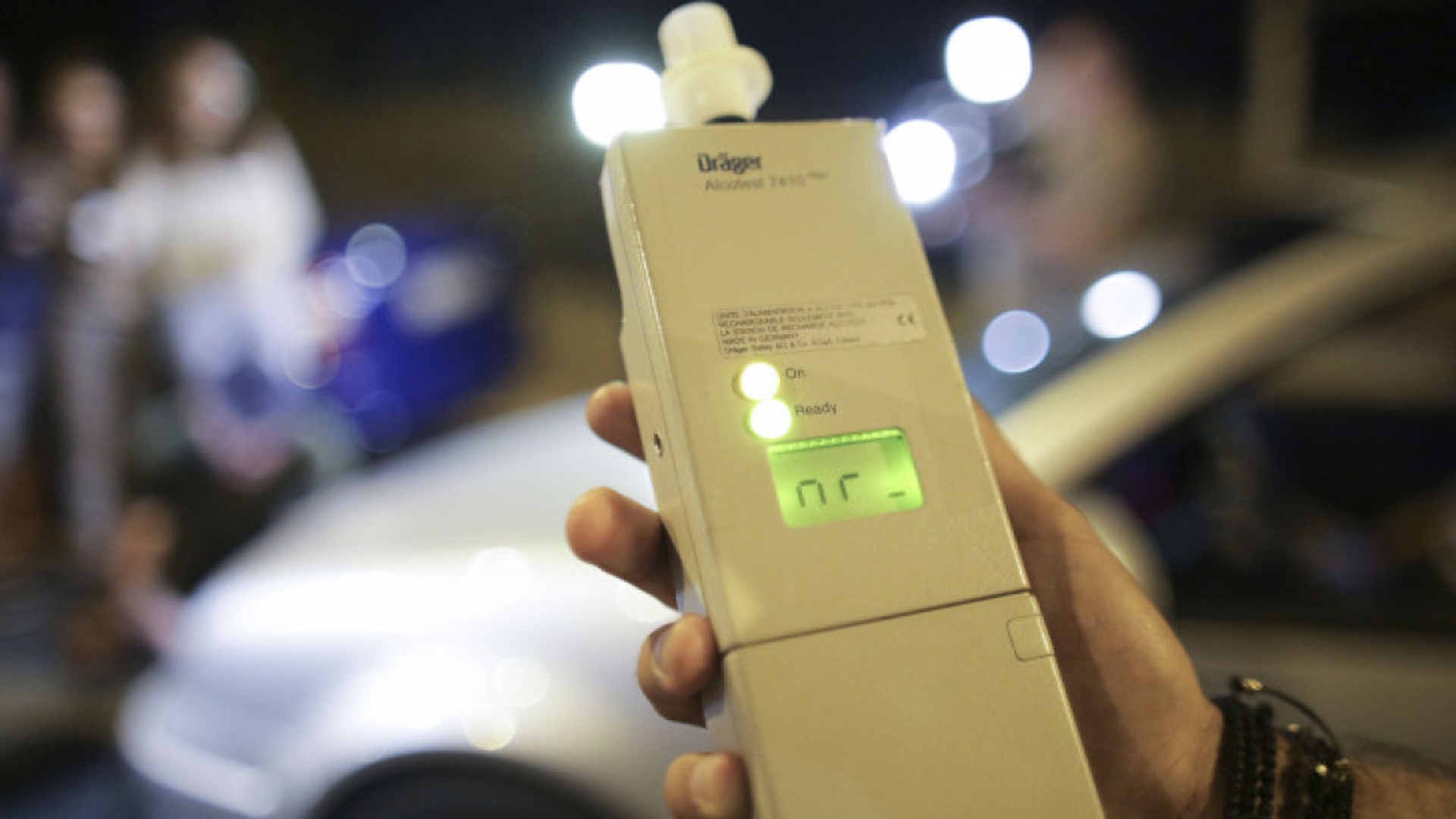 Ce se întâmplă dacă alcooltestul arată valori cuprinse între 0,11 și 0,40. Modificări importante in noul cod rutier