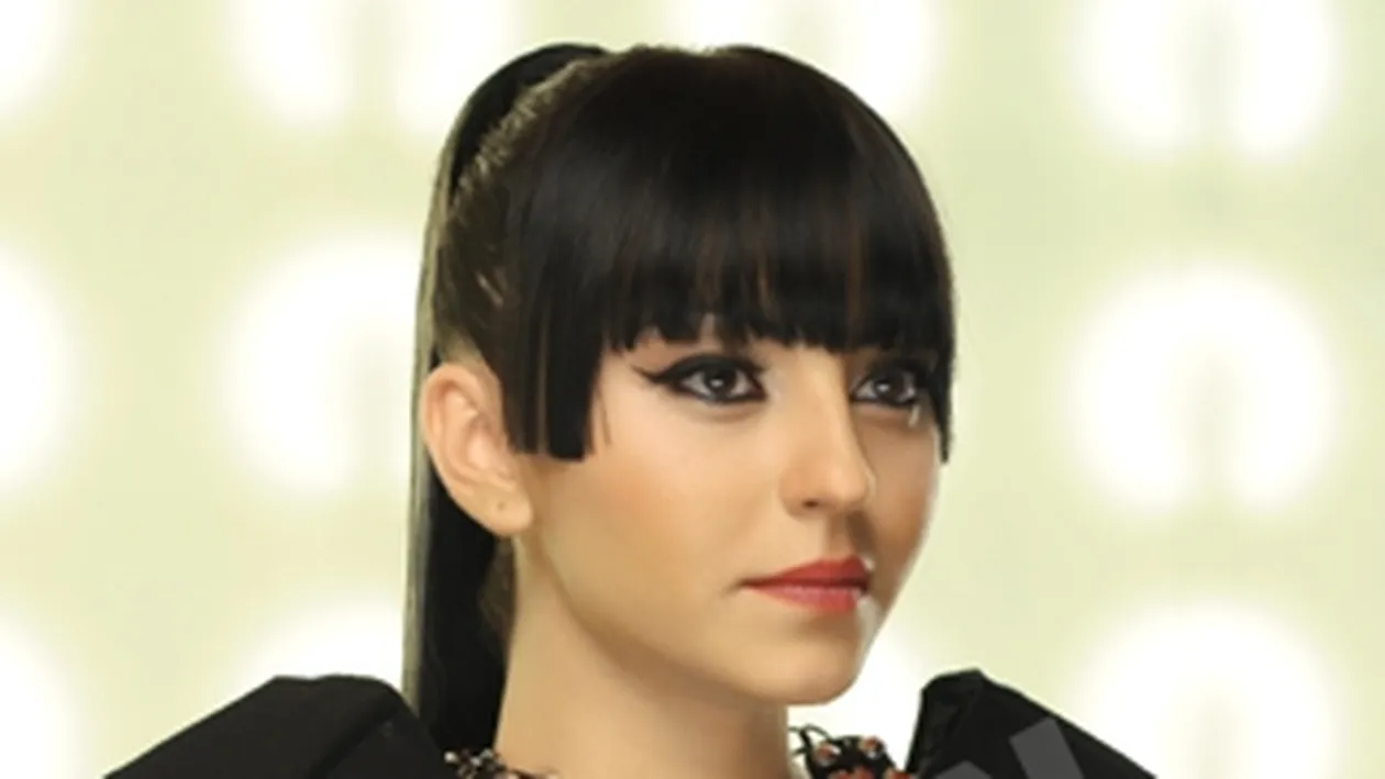 VIDEO Giulia are doua proiecte, dar un singur compozitor