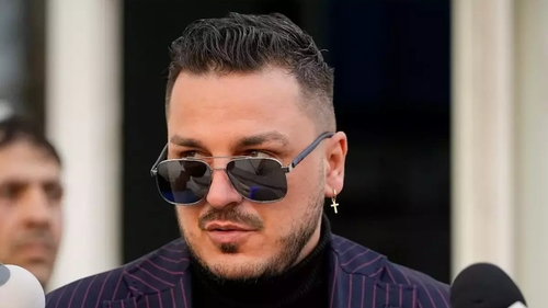 Influencerul Makaveli s-a retras din cursa pentru Primăria Capitalei. Pe cine va susține acum