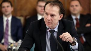Anunțul făcut de ministrul Finanțelor, Florin Cîțu: când și cu cât cresc pensile și salariile