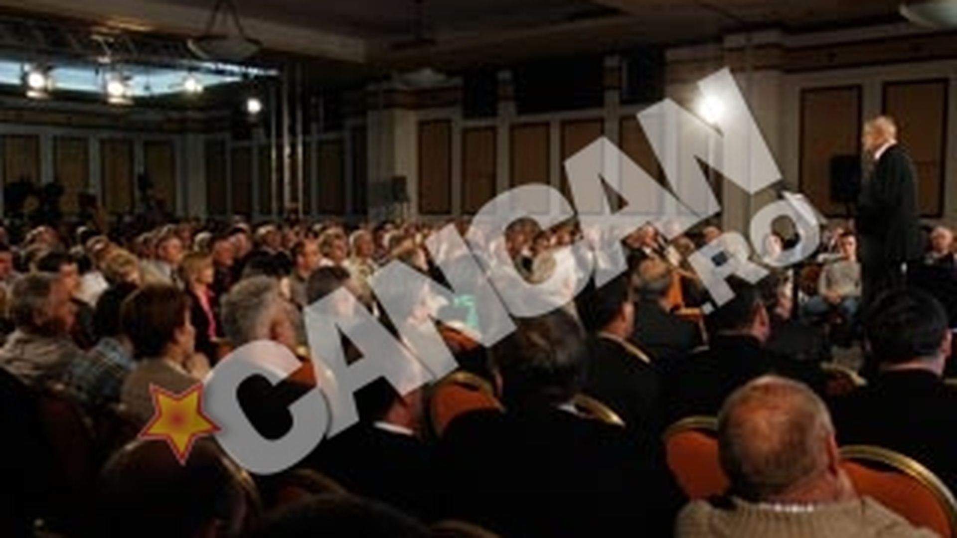 Oprescu a stat de vorba cu peste 300 de pensionari. "Am incercat sa va fac viata mai usoara, acolo unde am putut eu!"