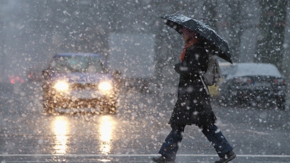 A venit iarna! Meteorologii au emis COD GALBEN de ninsori si vant. Vezi care sunt regiunile afectate!