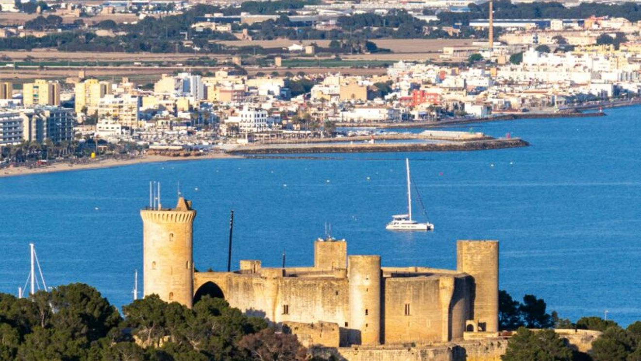 Destinația de vacanță devenită “Dubai de Europa”. Turiștii s-au reprofilat după atacurile din Emirate