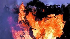 Proteste violente din cauza masurilor de austeritate. Grecia arde!