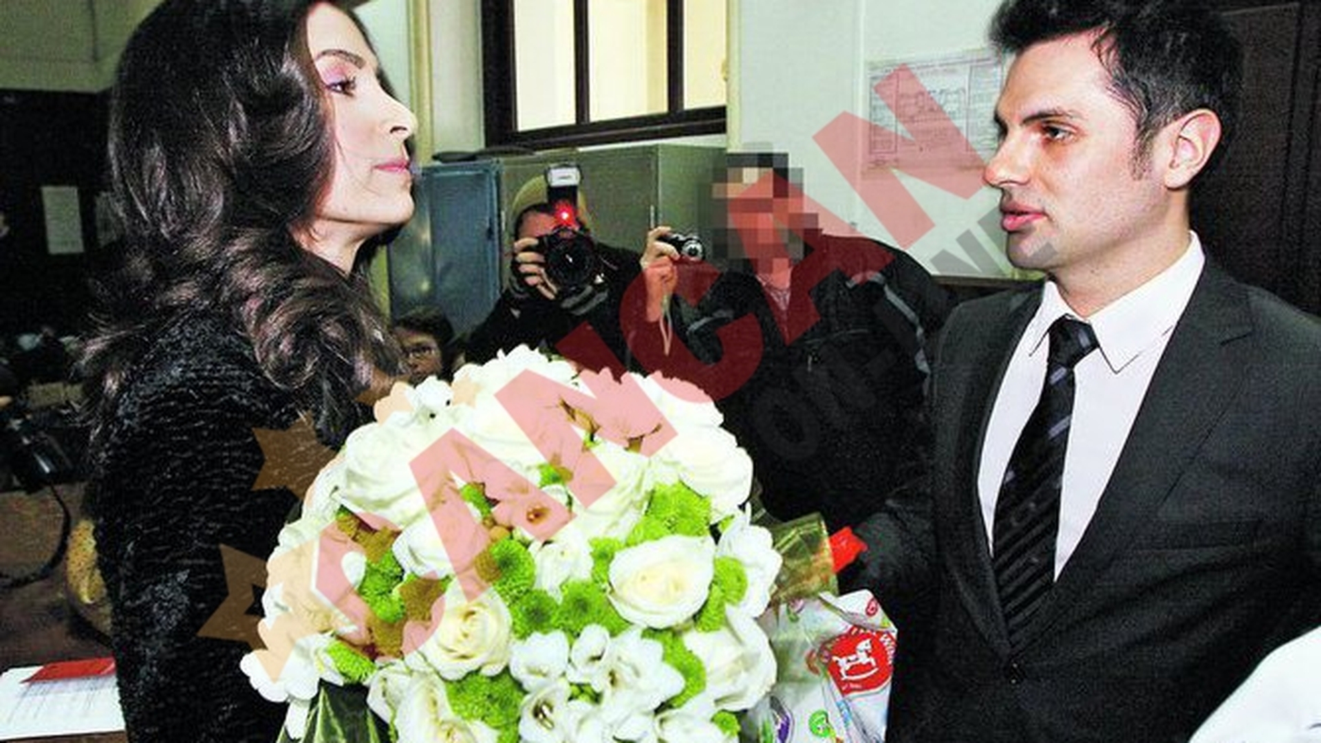 Oana Frigescu s-a strambat cand a vazut florile de la sotul ei