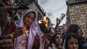 19 fete au fost încuiate în cuşti de fier şi arse de vii! Motivul este unul absolut şocant 