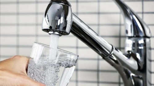 Situație incredibilă într-o comună din județul Prahova! Localnicii consumă de mai bine de o săptămână apă contaminată cu arsen