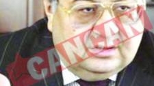 "Regele minelor" cumpara de la morti