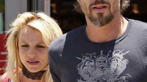 Britney Spears a stabilit data nuntii cu iubitul ei, Jason Trawick!