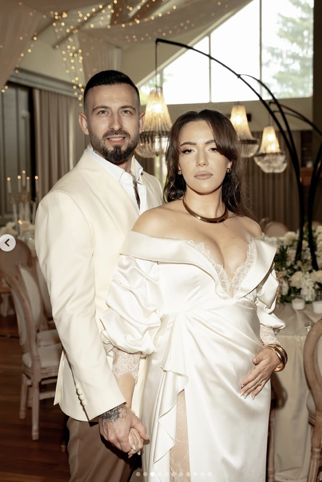 Dubla fericire pentru Francesca Sarao și Cristi Pungă! Foștii concurenți de la „Insula Iubirii” s-au căsătorit și devin părinți