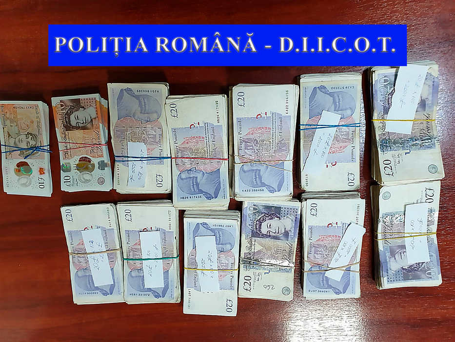 O parte din banii confiscați la Iași