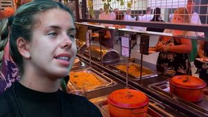 Întoarsă de la Tempting Fortune România, Diana s-a dus în concediu all-inclusive în Turcia. Ce a primit să mănânce, de fapt