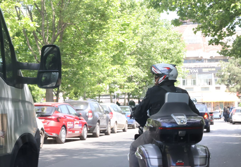 Cabral îl înjură "la greu" pe șoferul cu care s-a "șicanat" în trafic (Foto: CANCAN.RO)