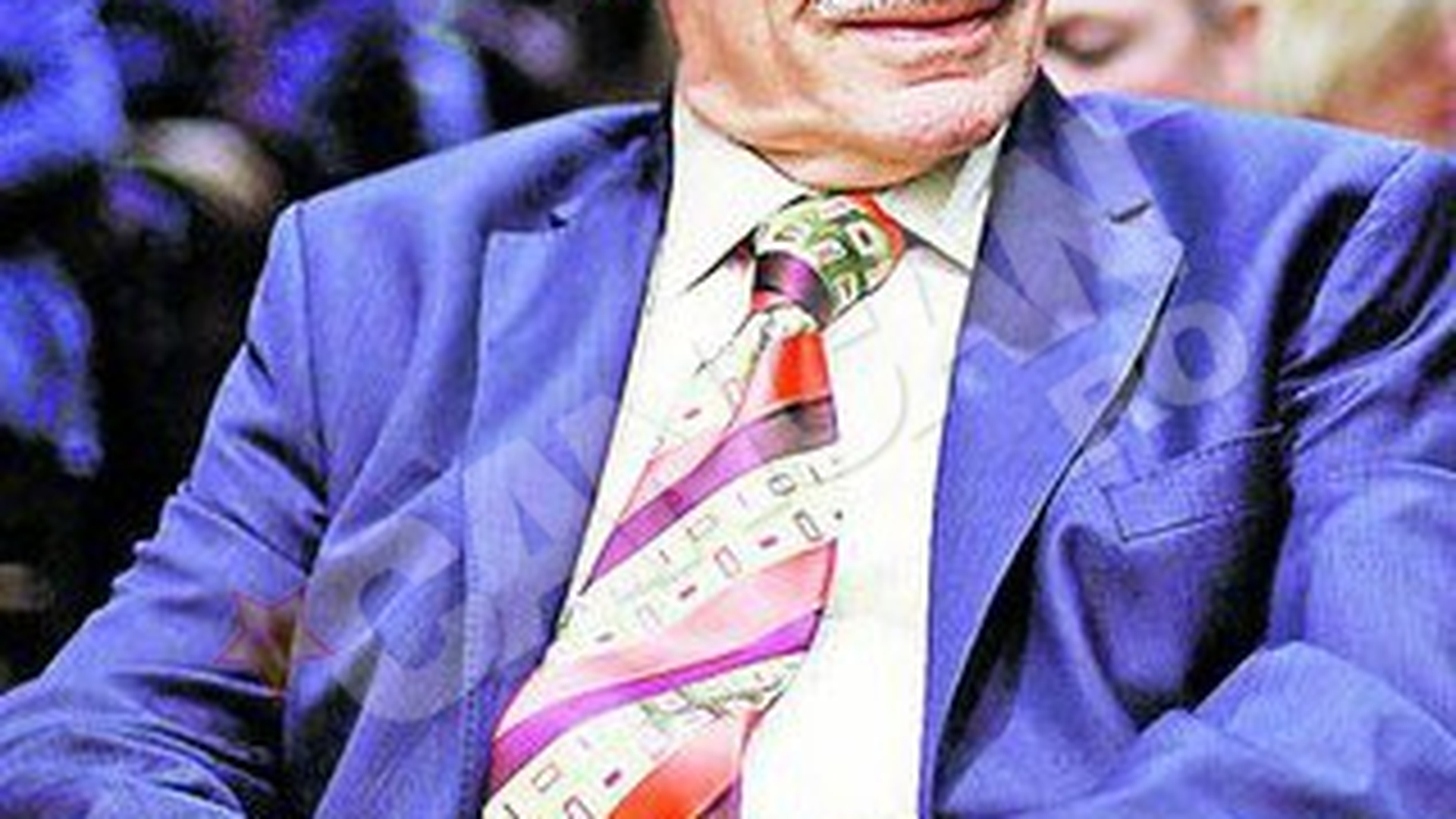 Cunoscutul actor este revoltat si socat de o inselaciune in care apare imaginea sa! Escrocherie in numele lui Victor Rebengiuc